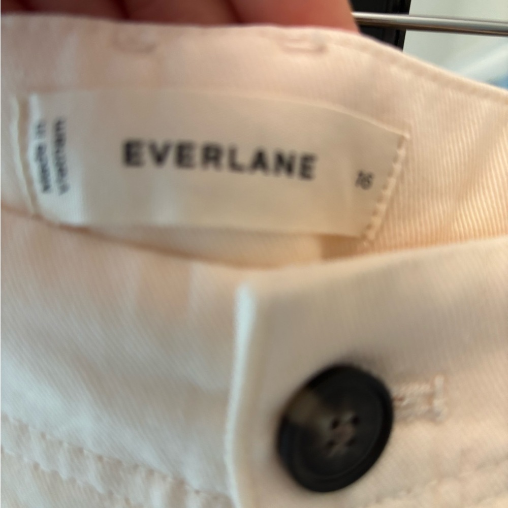 Everlane Utility Short - Picture 8 of 13